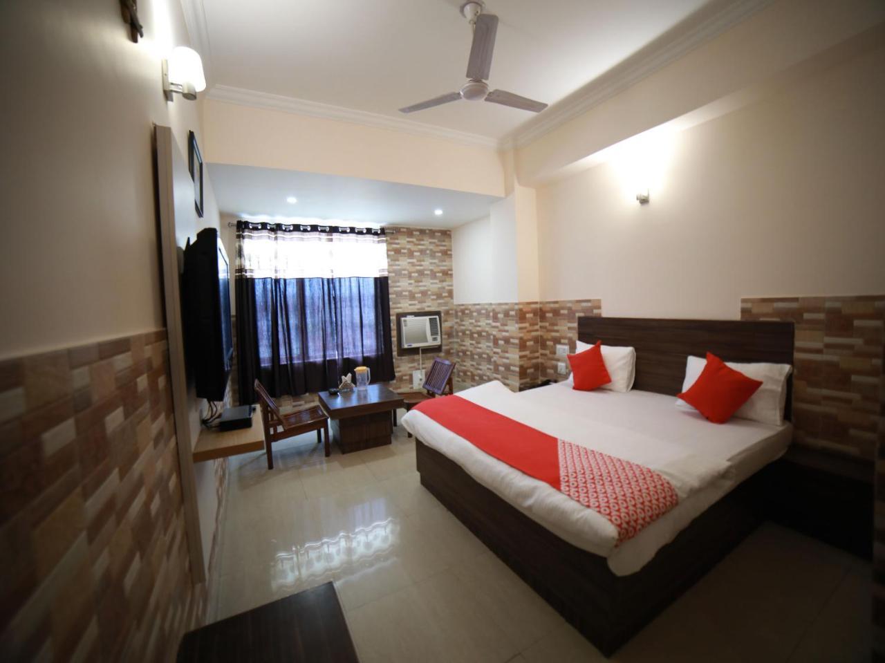 Oyo 15561 Corporate Villa จามมู ภายนอก รูปภาพ