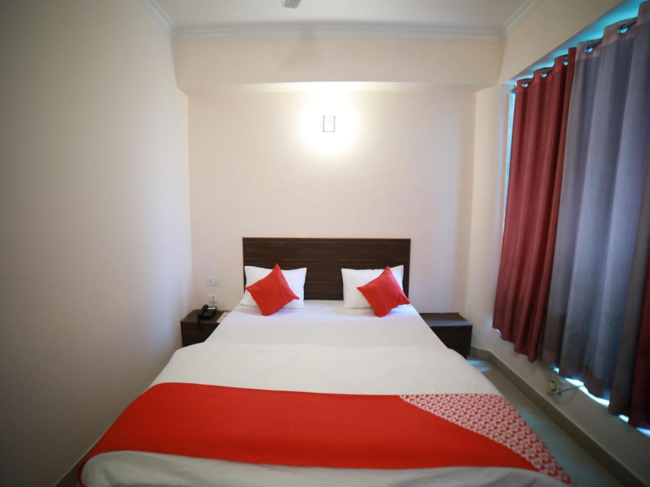 Oyo 15561 Corporate Villa จามมู ภายนอก รูปภาพ