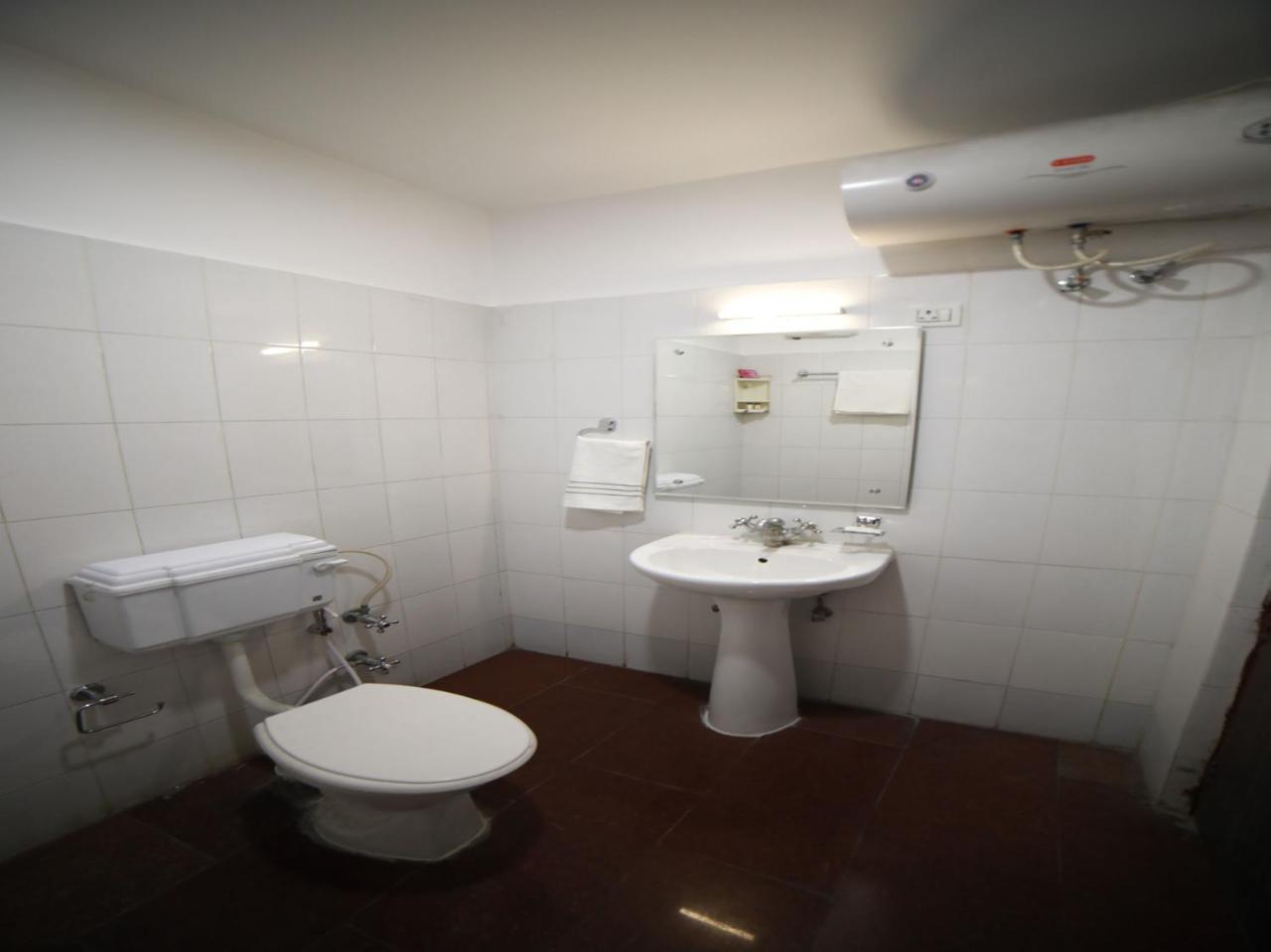 Oyo 15561 Corporate Villa จามมู ภายนอก รูปภาพ